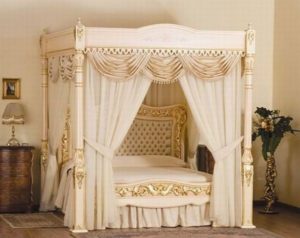Baldacchino Supreme Bed