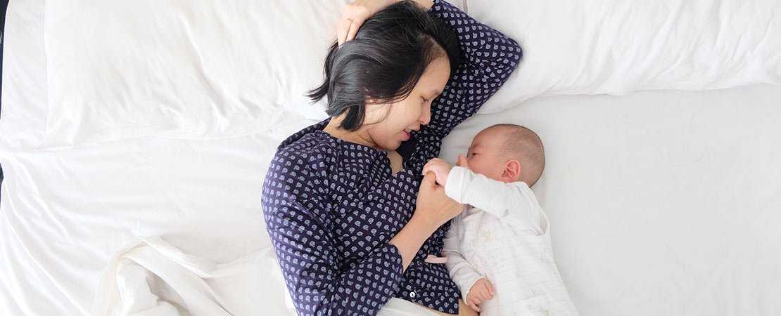 co-sharing-your-bed-with-your-baby