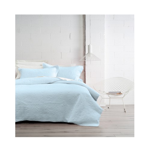 Linenhouse Chantal Coverlet (Duck Egg)