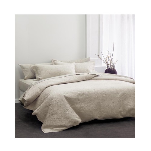 Linenhouse Chantal Coverlet (Moonbeam)